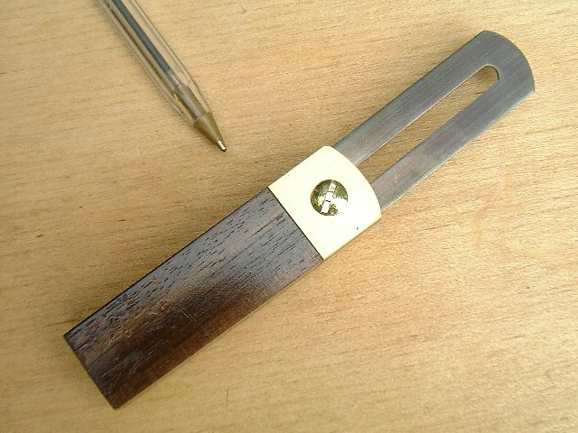 TM915 Miniature Rosewood Bevel